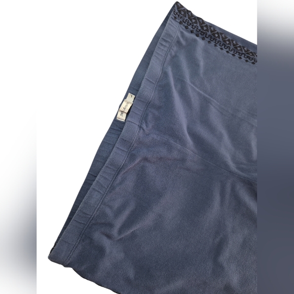 Johnny Was Magdalene Blue Embroidered Legging - Picture 3 of 12